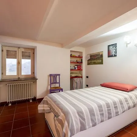 Casa Del Galletto * Fubine